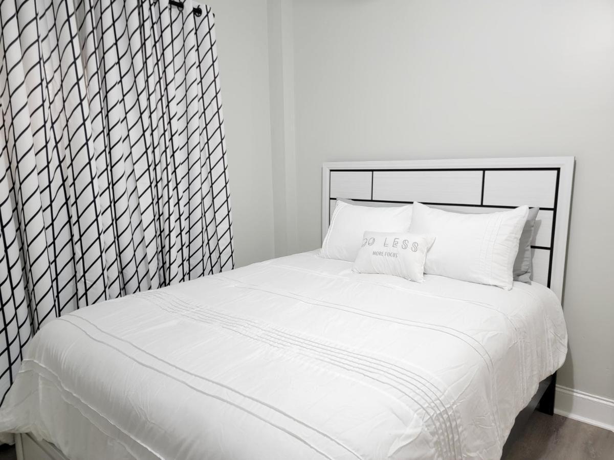 Room For Rent In Apartment Hartford Eksteriør billede