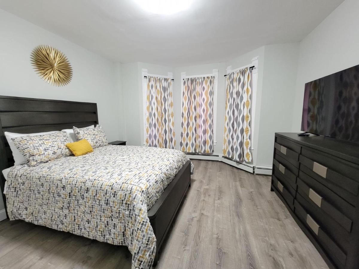 Room For Rent In Apartment Hartford Eksteriør billede